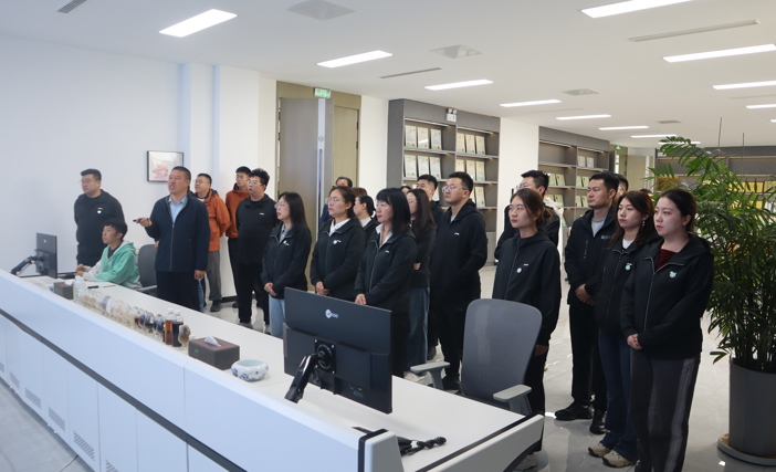 准旗青干班调研两宜生物：汲取绿色经验，助力区域农业生态振兴